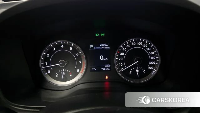 Hyundai Venue id 3916905 из Кореи 18