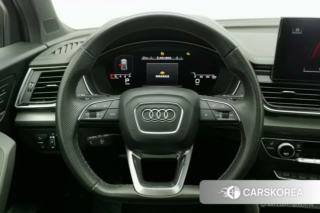 Audi Q5L Sportback id 4210702 из Китая 20