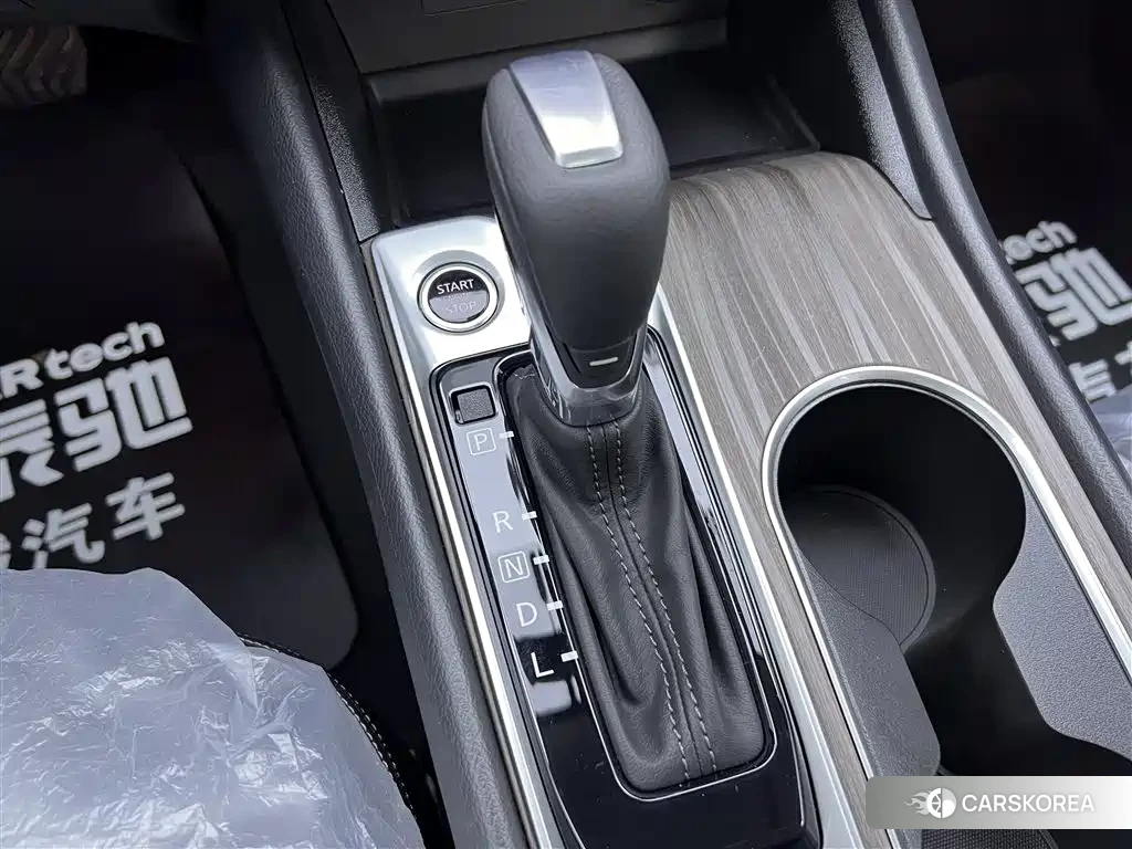 Nissan Altima id 4546336 из Китая 23