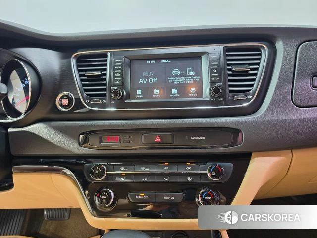 Kia The New Carnival id 4351135 из Кореи 18