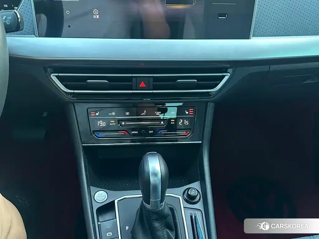 Volkswagen Lavida id 4622577 из Китая 12