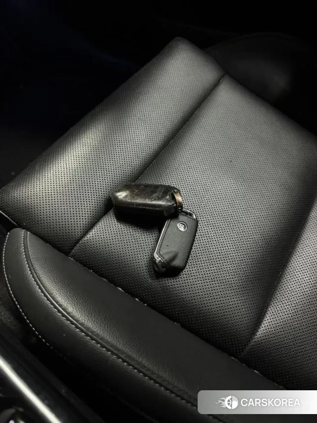 Kia Stinger id 3439609 из Кореи 11