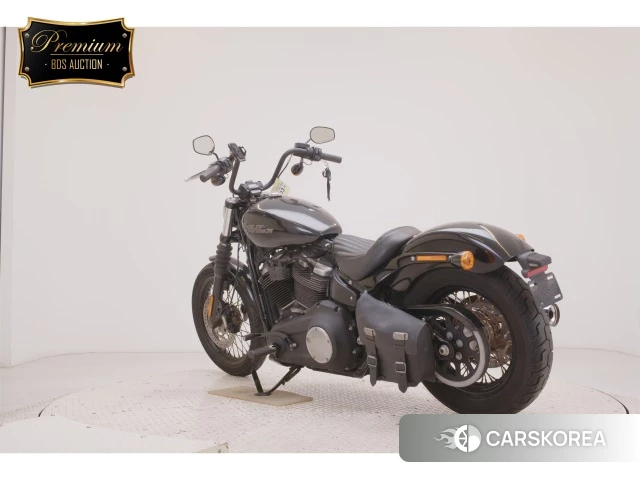 Harley-Davidson Softail Street Bob FXBB1750 id 4341335 из Японии 8