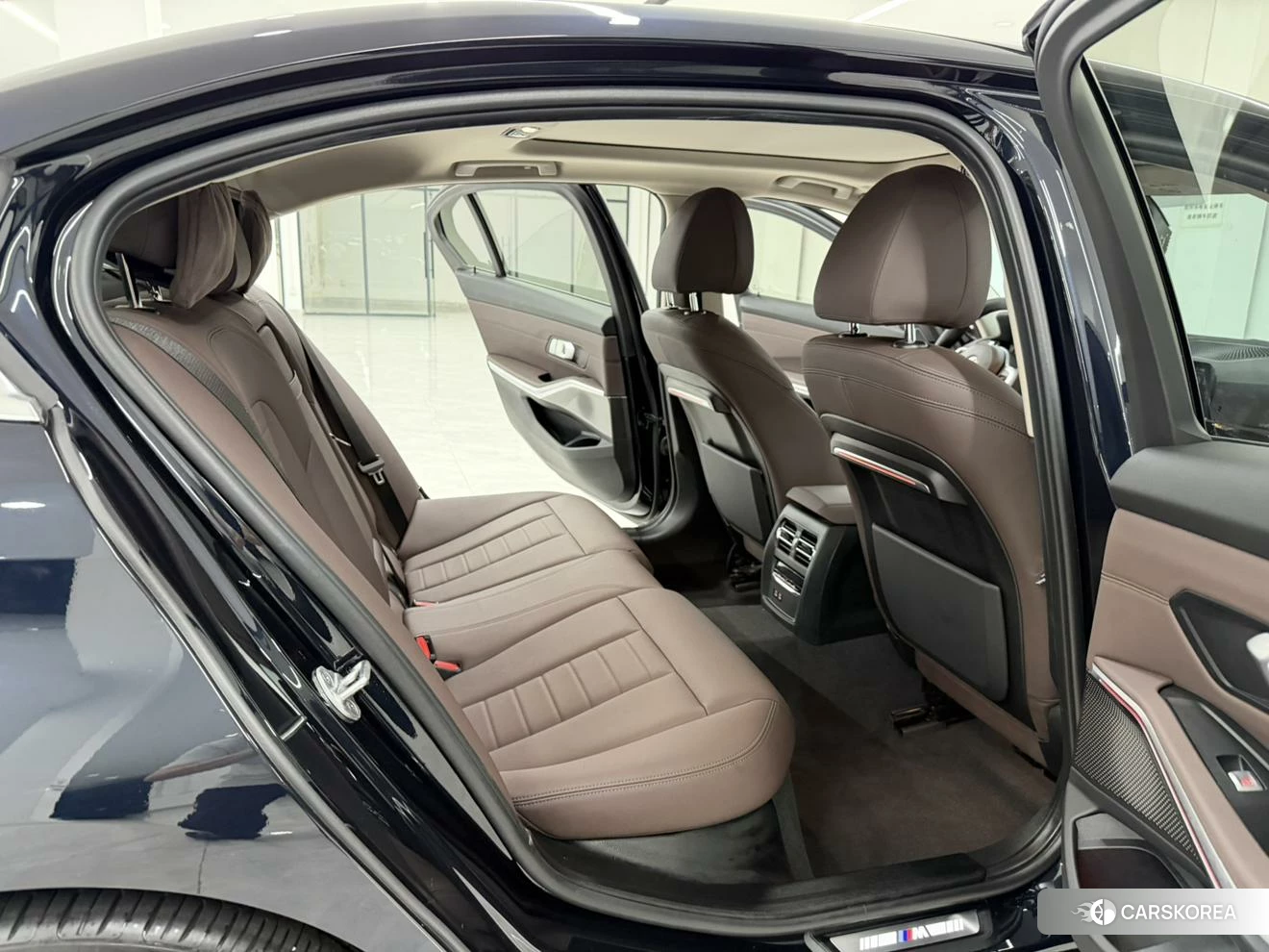 BMW 3 series id 4453116 из Китая 18