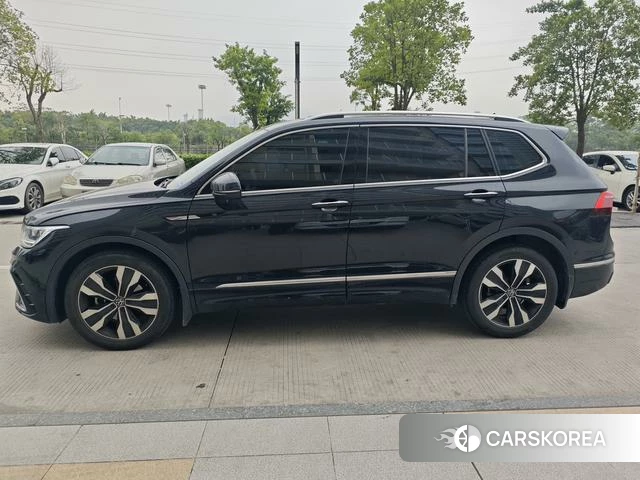 Volkswagen Tiguan L id 4290605 из Китая 8