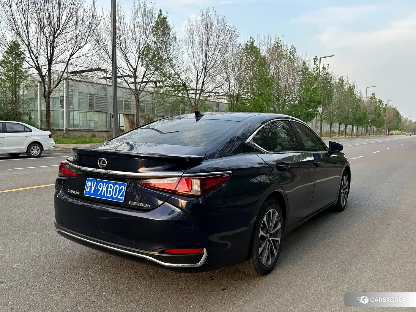 Lexus ES id 4515509 из Китая 14