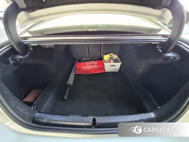 BMW 5 Series (G60) id 3502018 из Кореи 16