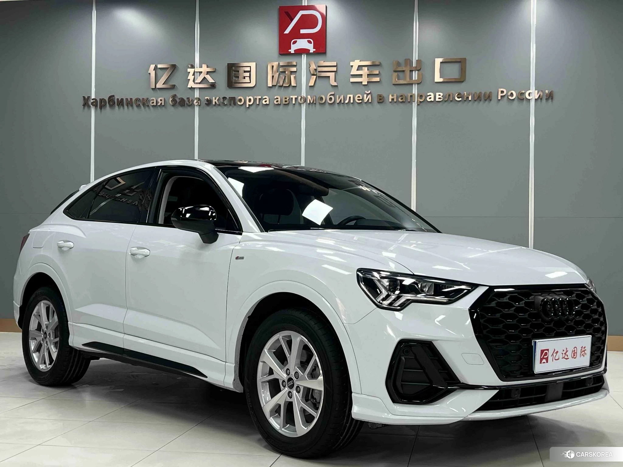 Audi Q3 Sportback id 4473606 из Китая 31