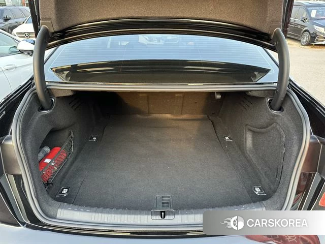 Audi A6L id 4307501 из Китая 13