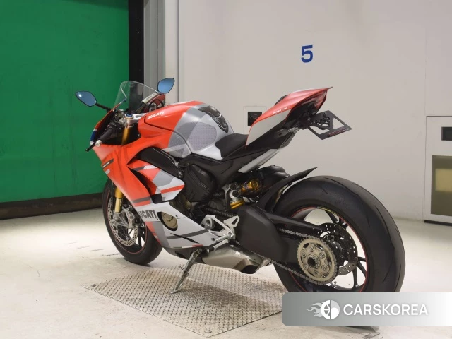 Ducati PANIGALE V4 S id 4387131 из Японии 8