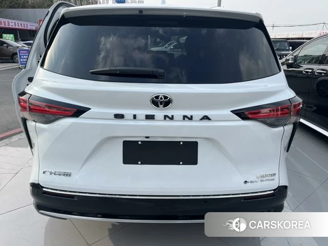 Toyota Saina id 4274471 из Китая 15