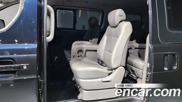 Hyundai The New Grand Starex id 2701245 из Кореи 18