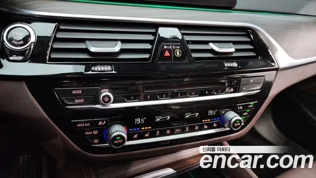 BMW 5 Series (G30) id 2699893 из Кореи 18