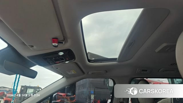 Kia The New Carnival 4th Generation id 3952888 из Кореи 18