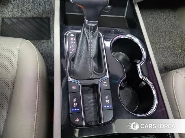 Kia The New Carnival id 3024618 из Кореи 17