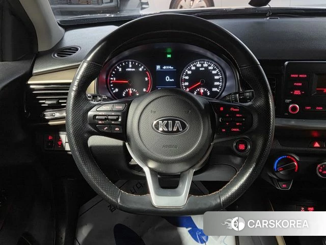 Kia Stonic id 4448310 из Кореи 17