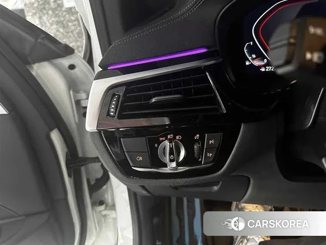 BMW 5 Series (G30) id 3311078 из Кореи 15