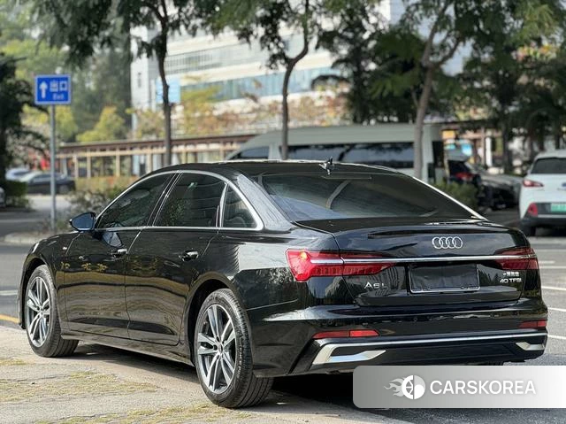 Audi A6L id 4314033 из Китая 18