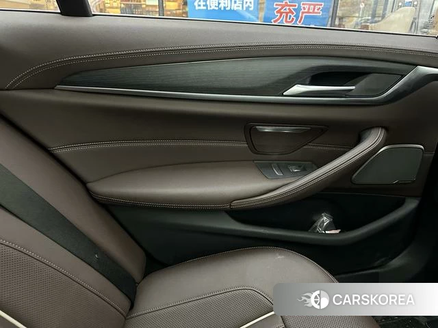 BMW 5 series id 4271558 из Китая 17