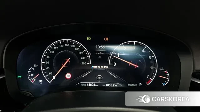 BMW 5 Series (G30) id 3687284 из Кореи 18