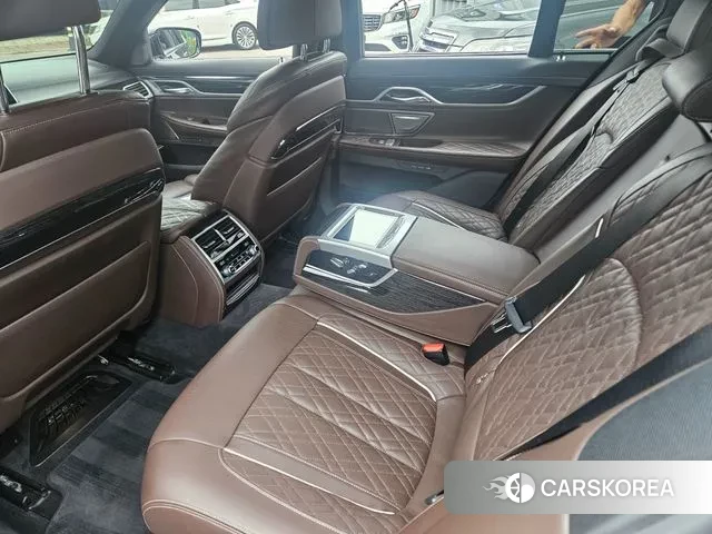 BMW 7 Series (G11) id 3033425 из Кореи 16