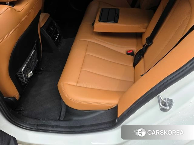BMW 3 Series (G20) id 4628566 из Кореи 18