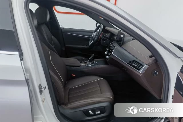 BMW 5 series id 4333475 из Китая 22