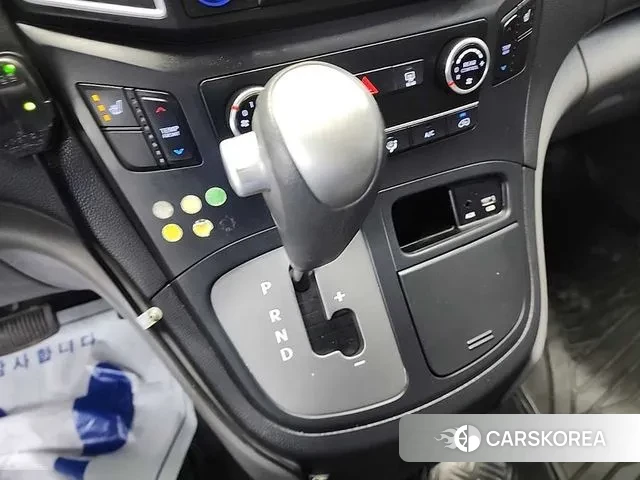 Hyundai The New Grand Starex id 3568755 из Кореи 16