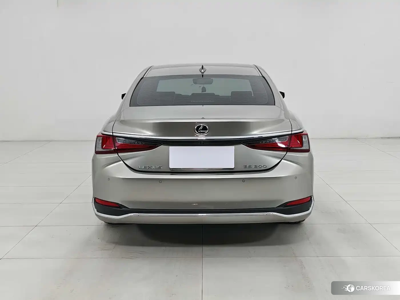 Lexus ES id 4515468 из Китая 19