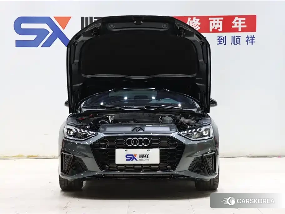 Audi A4L id 4538671 из Китая 18