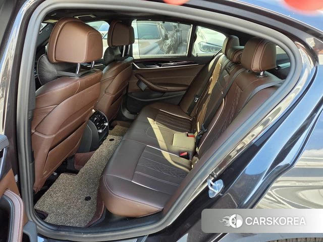 BMW 5 Series (G30) id 4325458 из Кореи 10