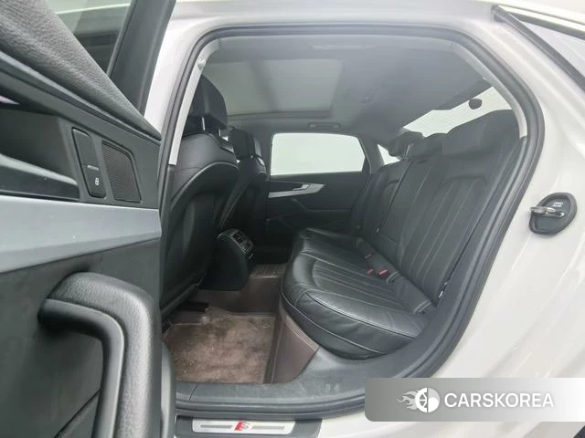 Audi A4L id 4320701 из Китая 8