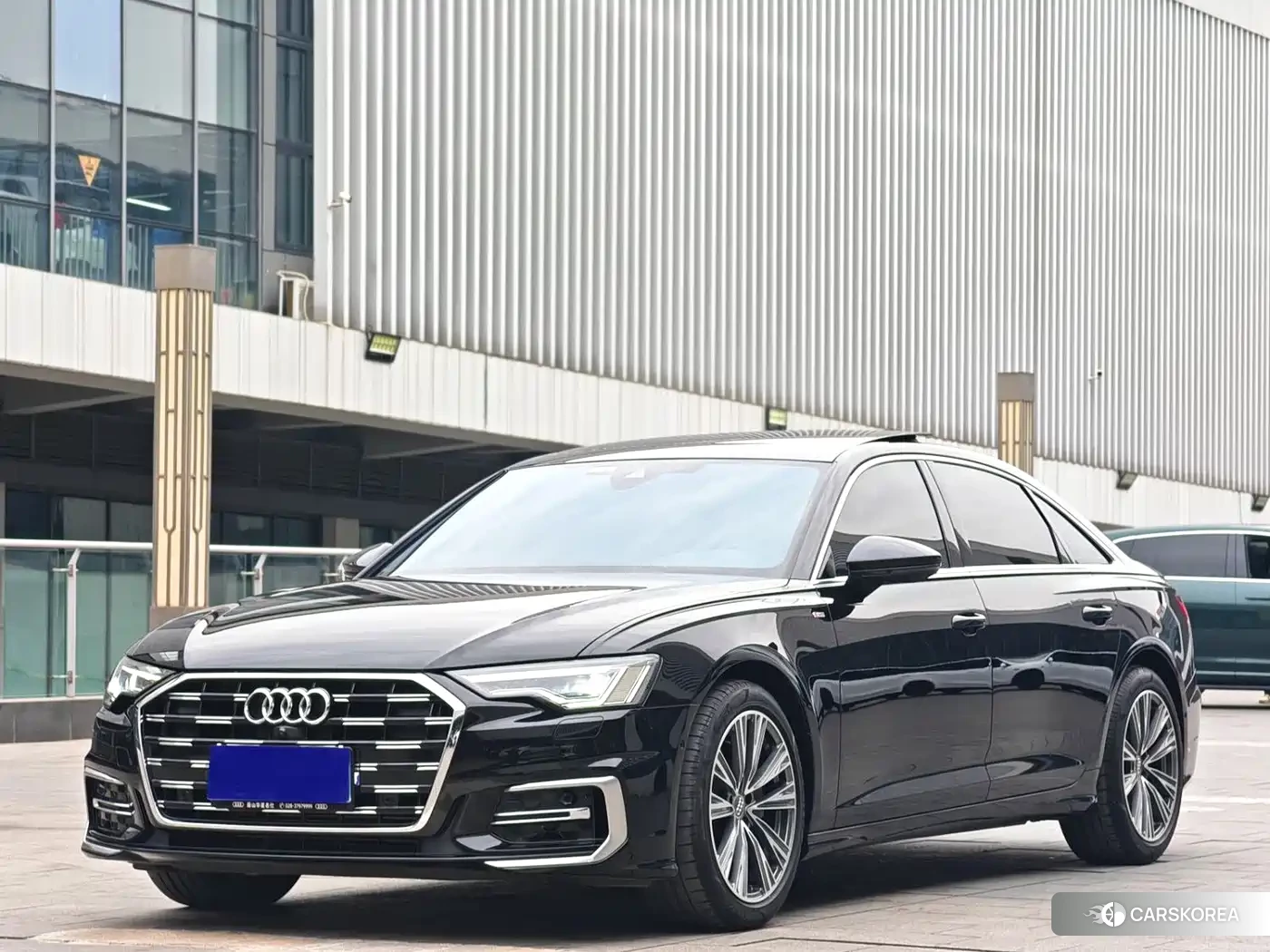 Audi A6L id 4554051 из Китая 8