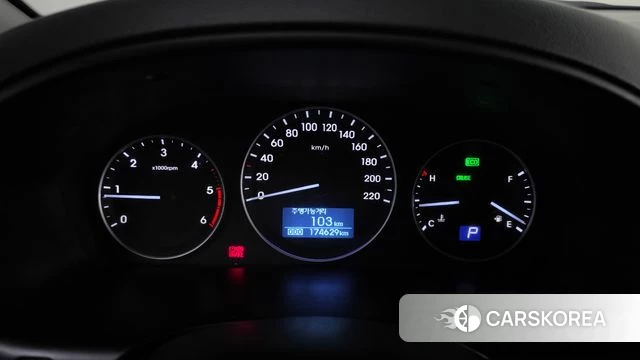Hyundai The New Grand Starex id 4562375 из Кореи 28
