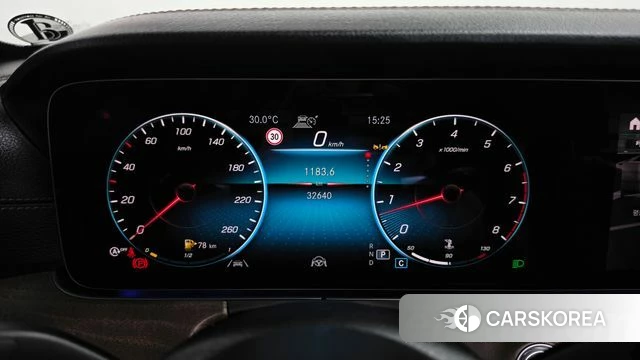 Mercedes-Benz E-Class W213 id 4893377 из Кореи 31