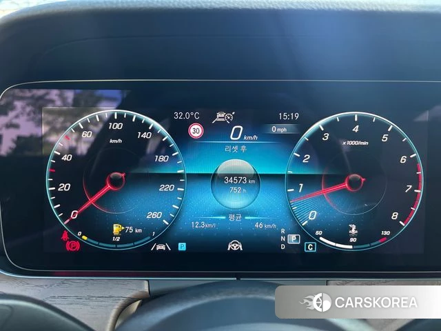 Mercedes-Benz E-Class W213 id 4772470 из Кореи 18