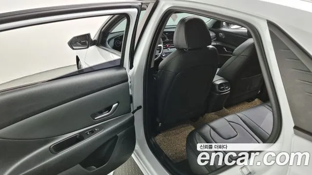 Hyundai Avante Hybrid (CN7) id 2614710 из Кореи 18