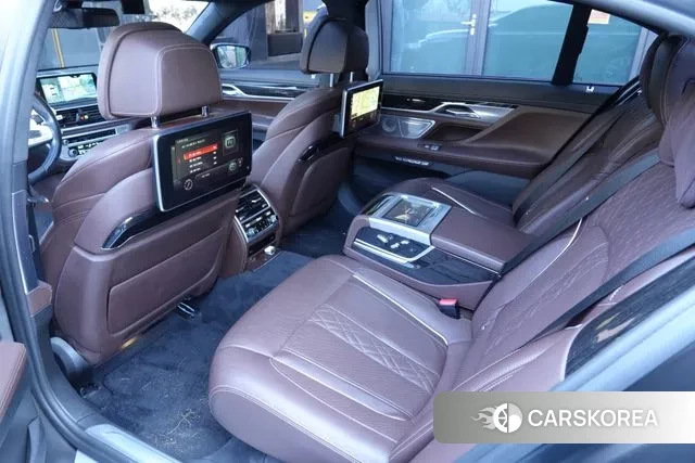 BMW 7 Series (G11) id 2479068 из Кореи 18