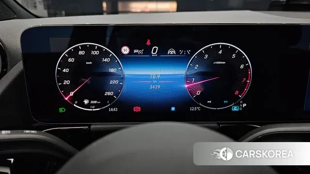 Mercedes-Benz GLA - Class H247 id 3517440 из Кореи 18