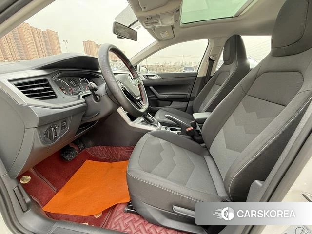 Volkswagen Polo id 4263893 из Китая 14