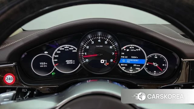 Porsche Panamera (971) id 3917548 из Кореи 18