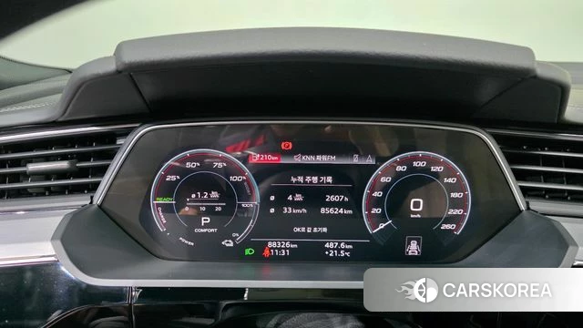 Audi e-Tron id 4444937 из Кореи 31