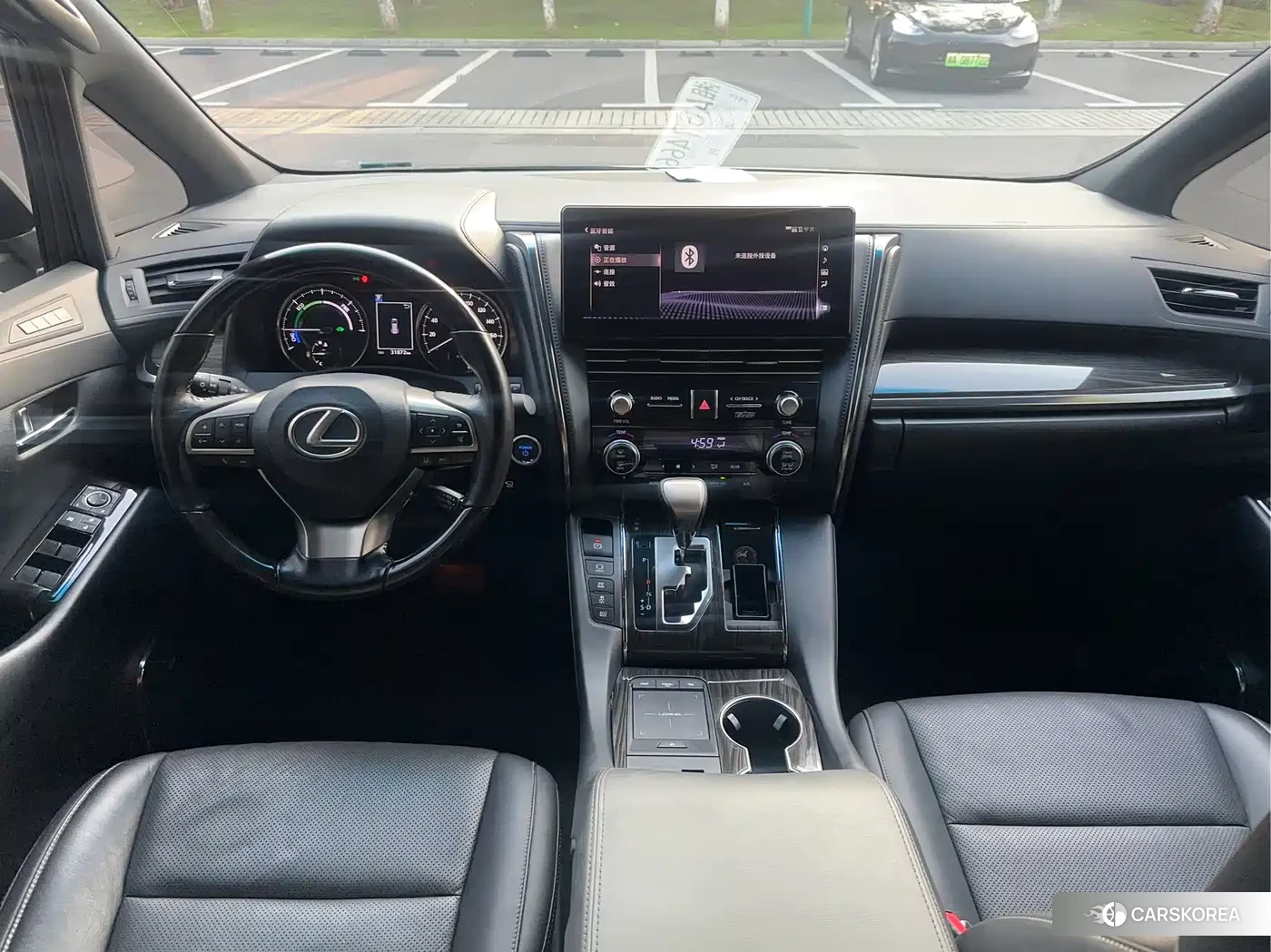Lexus LM id 4577779 из Китая 8