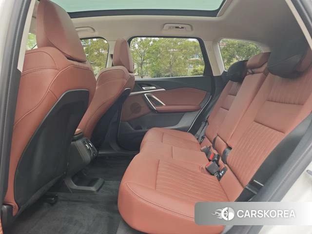 BMW iX1 id 4253556 из Китая 10
