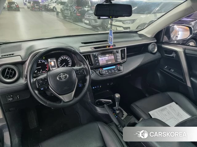 Toyota RAV4 id 3921023 из Кореи 17