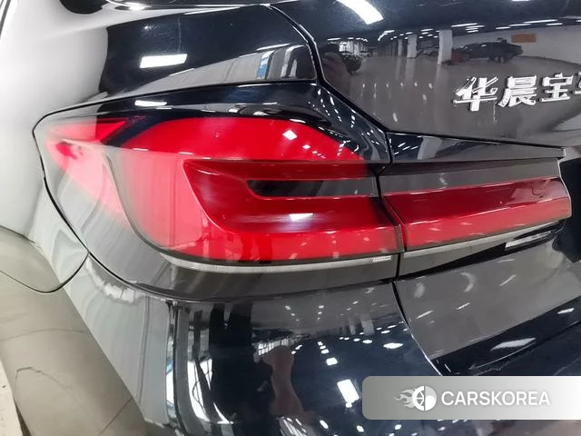 BMW 5 series PHEV id 4273307 из Китая 18