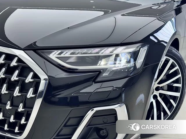 Audi A8 id 4259525 из Китая 9