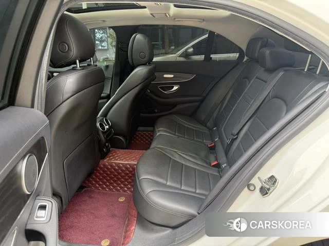 Mercedes-Benz Class C id 4277926 из Китая 8