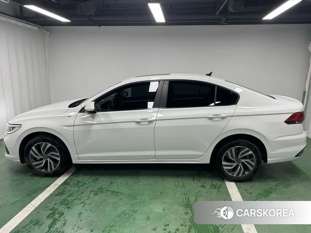 Volkswagen Bora id 3908398 из Китая 18