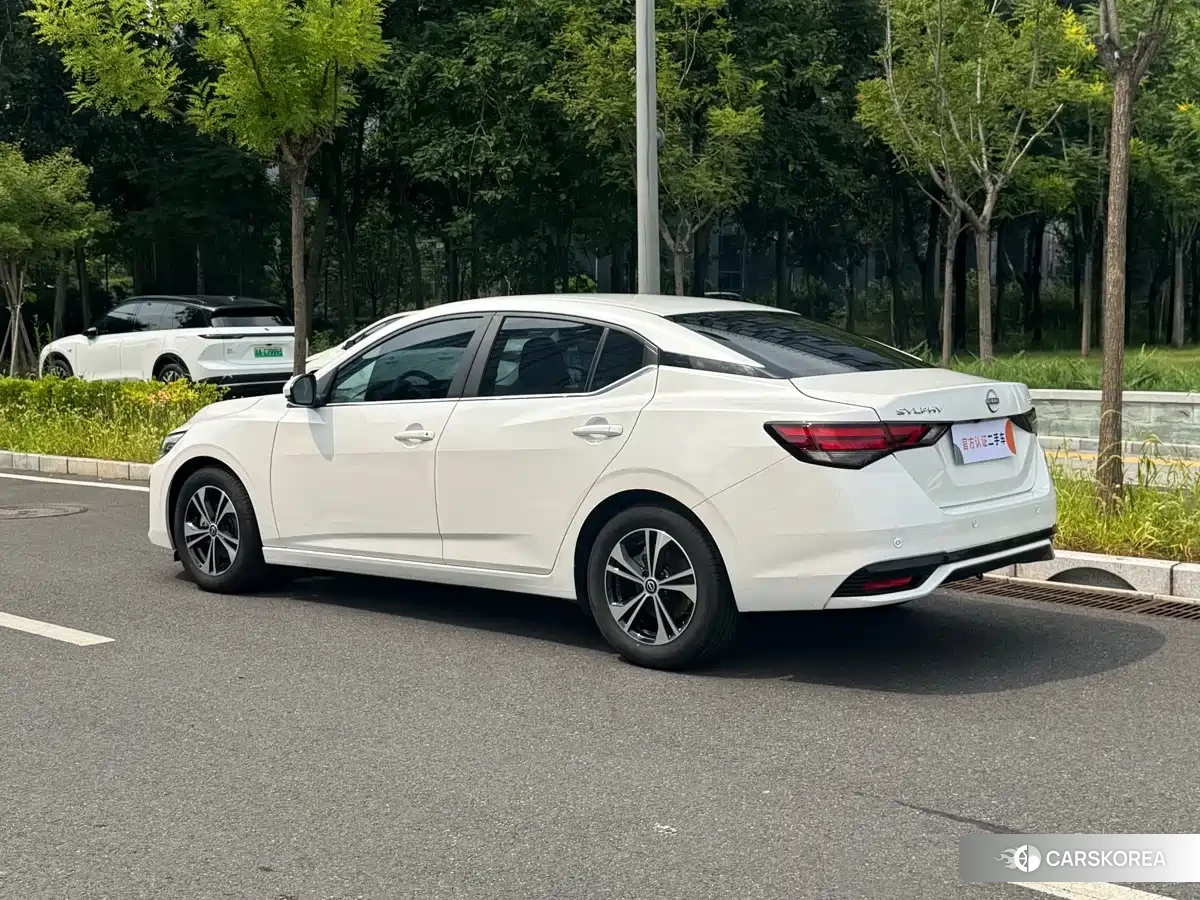 Nissan Sylphy id 4655256 из Китая 32